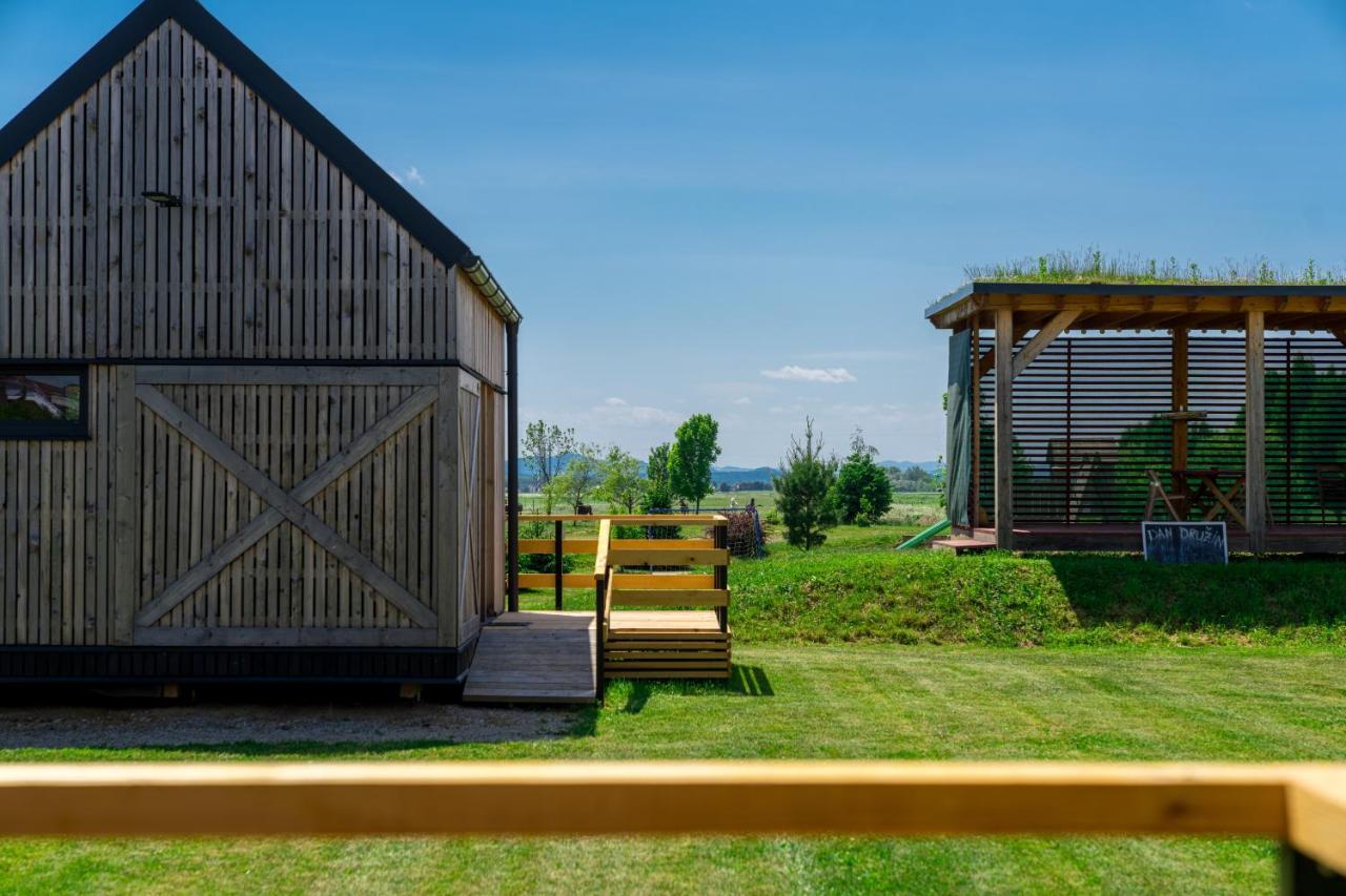 Horse Glamping Park Hotel Cirkovce Exterior foto